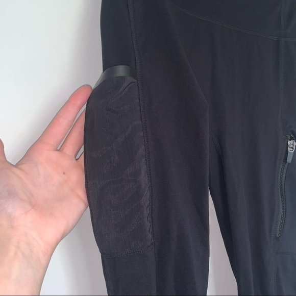 Fabletics Leggings Size Extra Small Black Trinity High-Waisted‎ Utility Zippers - Picture 6 of 13
